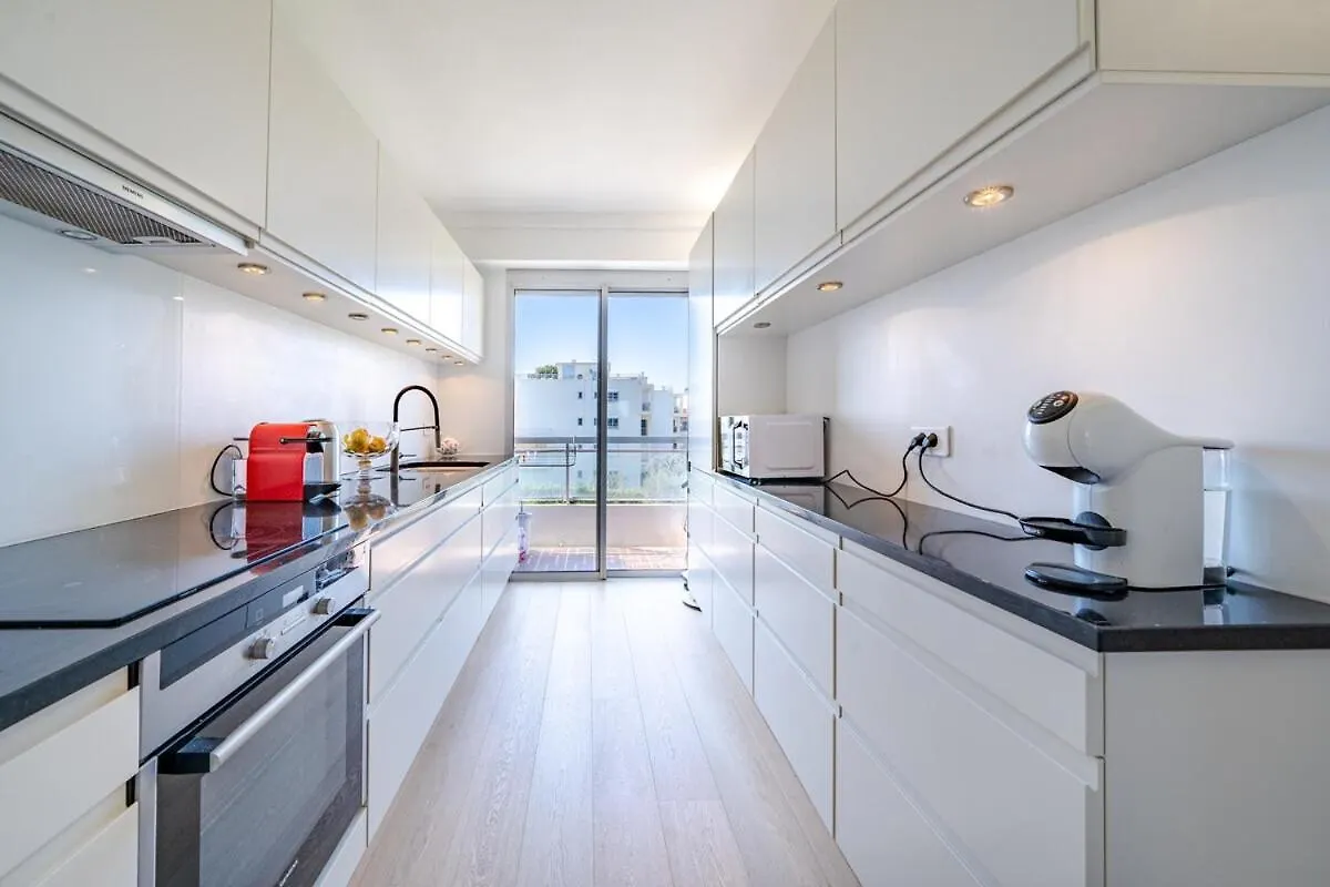 Panoramic Sea View Flat - Pool In The Residence Nice 0*,  Fransa